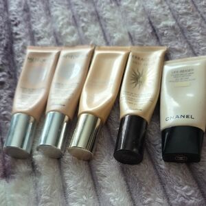 CHANEL Les Beiges Healthy Glow Makeup